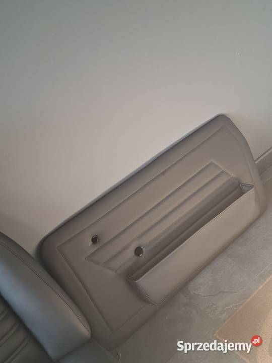 Fotele kanapa boczki Fiat 126p Wyszecino