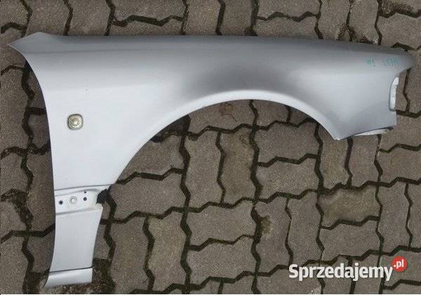 AUDI A8 D2 9499 BLOTNIK PRZOD PRAWY LY7M Przemęt sprzedam