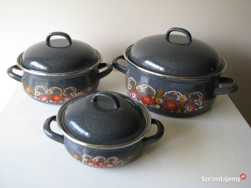 Solidne czeskie garnki emaliowane z czasów PRL z Brzegi sprzedam