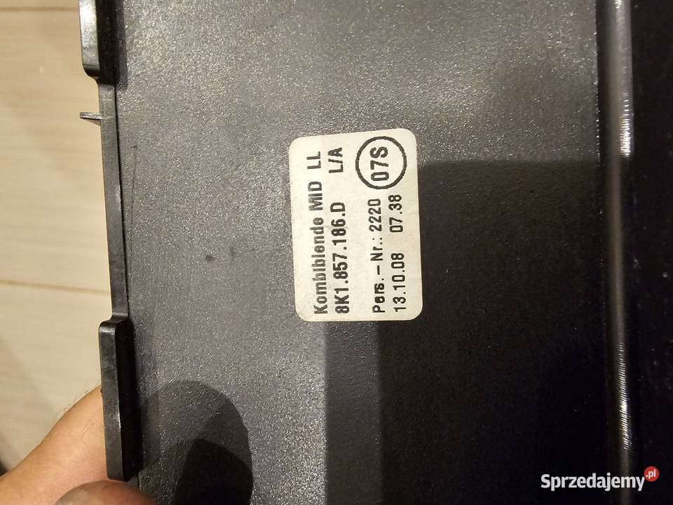 AUDI A4 B8 DEKOR RAMKA WYŚWIETLACZA 8K1857186D Olsztyn