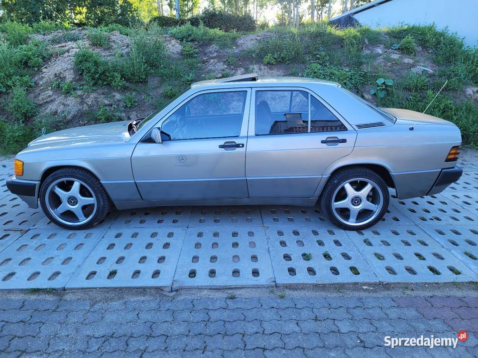Mercedes w201190e 25 diesle radio W201  Przodkowo