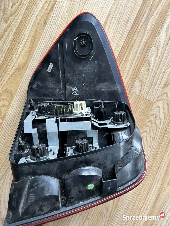 Sprzedam oryginalną lampę do Ml 350 CDTI Biłgoraj