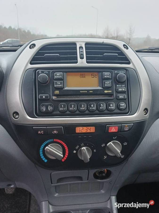 Toyota RAV4 20 VVTi 4x4 1998cm3 Raków