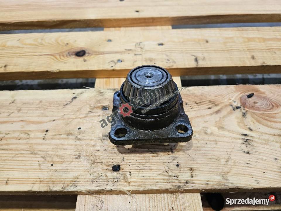 Sworzeń zwrotnicy DeutzFahr Agrotron 100 90 Byków