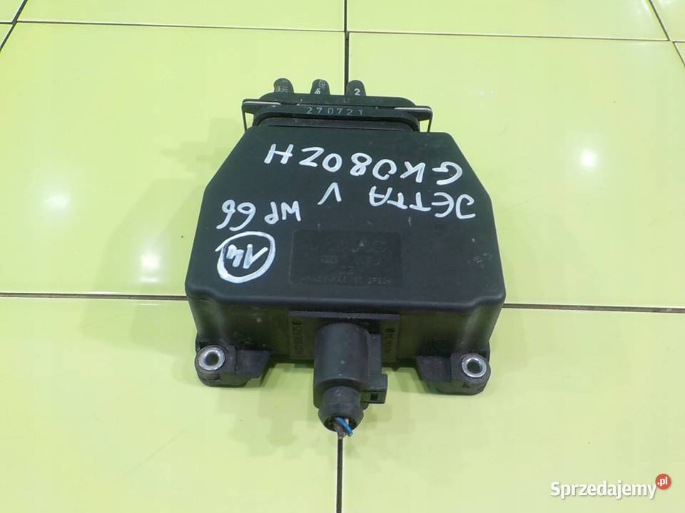 VW JETTA 19 TDI AUT 08r SEDAN 4D zawor