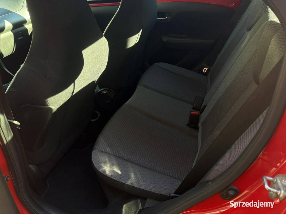 Toyota Aygo 10 VVTi 72 XPLAY TECH salon Polska ESP Warszawa