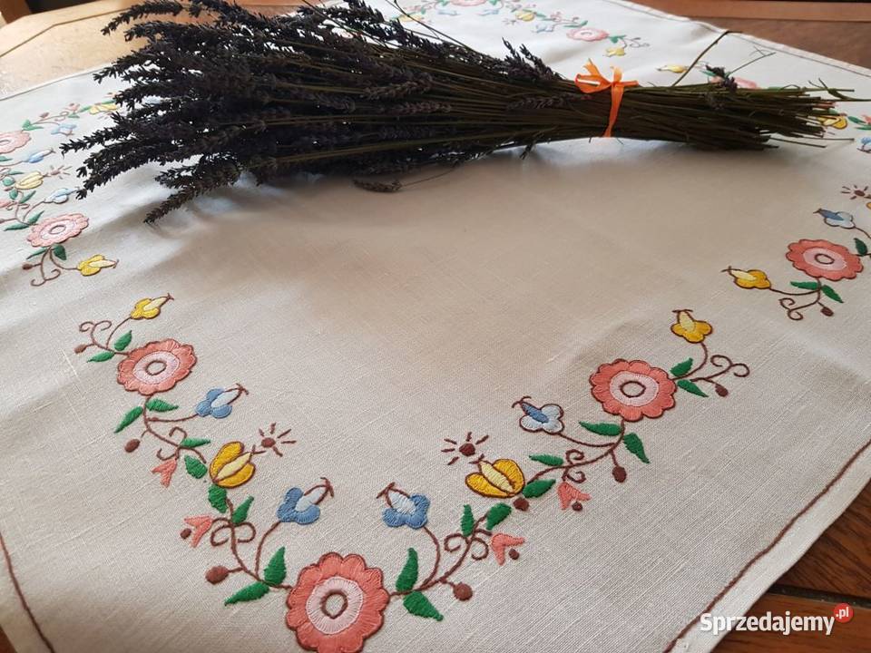 obrus wyszywany makatka serweta serwetka Kielce