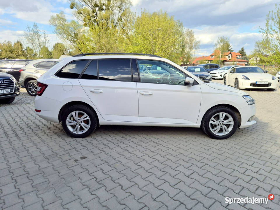 koda Fabia Salon Polska Fv 23 IV 2021 Konstancin-Jeziorna