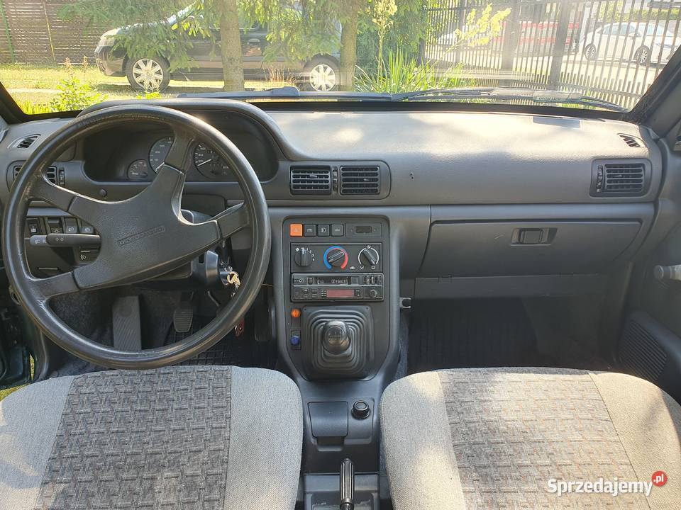 Polonez Caro Plus 16 benzyna gaz 2000 r lakier metallic