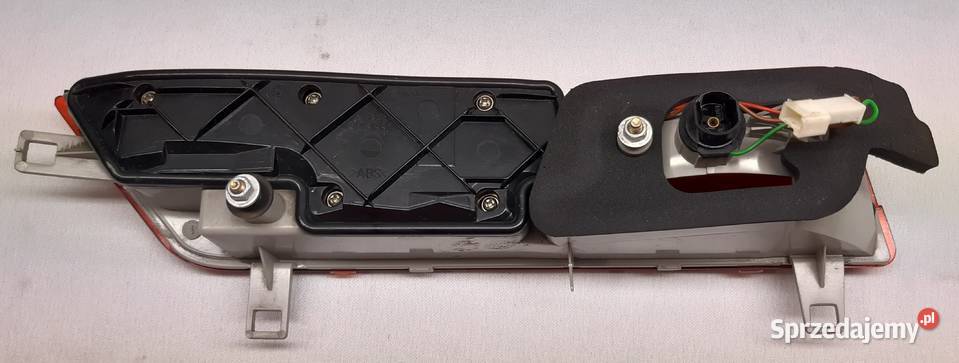 LAMPA PRAWY TYŁ W KLAPĘ BMW 7 E65 8379690 Mielęcin sprzedam