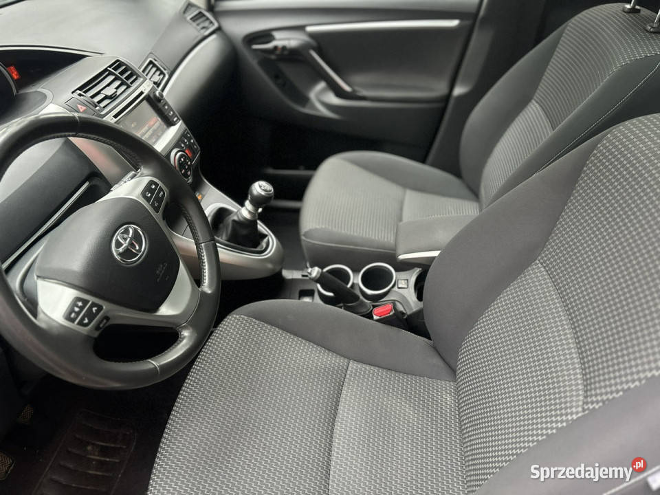 Toyota Verso Zadbany egzemplarz kurtyny powietrzne