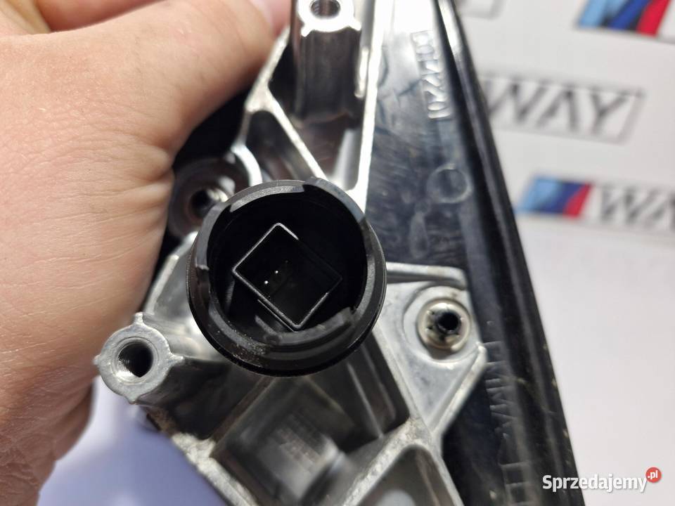 BMW 3 E90 E91 LCI LUSTERKO LEWE 3PIN SHADOW