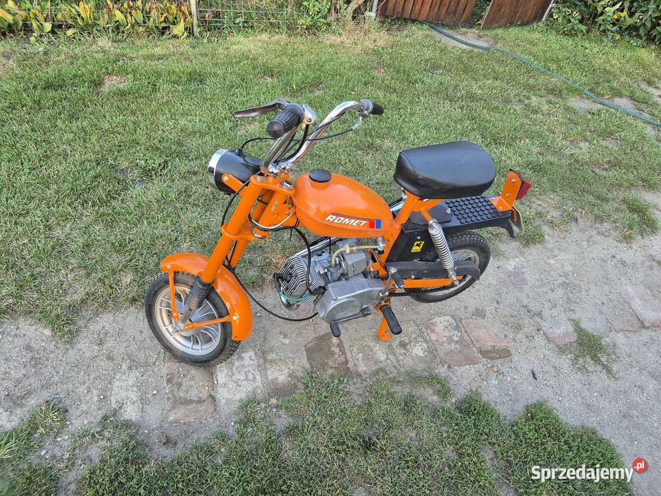 Motorynka gotowa do jazdy motorower