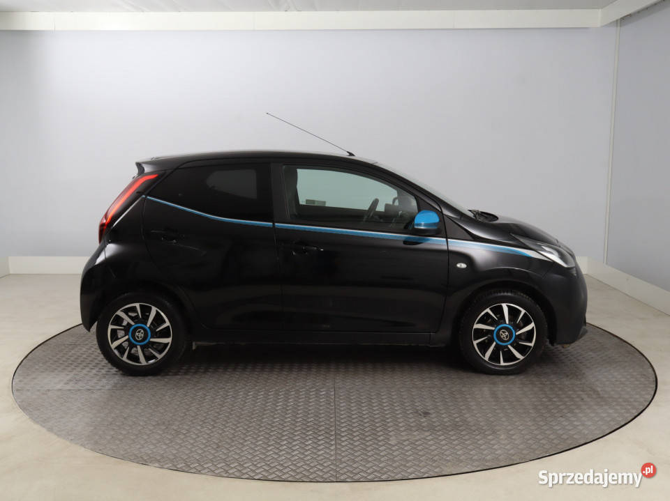 Toyota Aygo 10 VVTi 67233km Bielany Wrocławskie