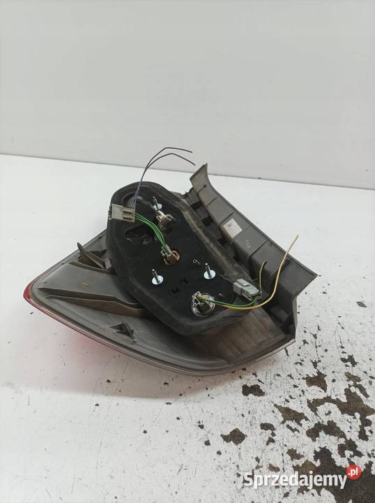 LAMPA TYŁ LEWA EU Honda FRV I 20042009