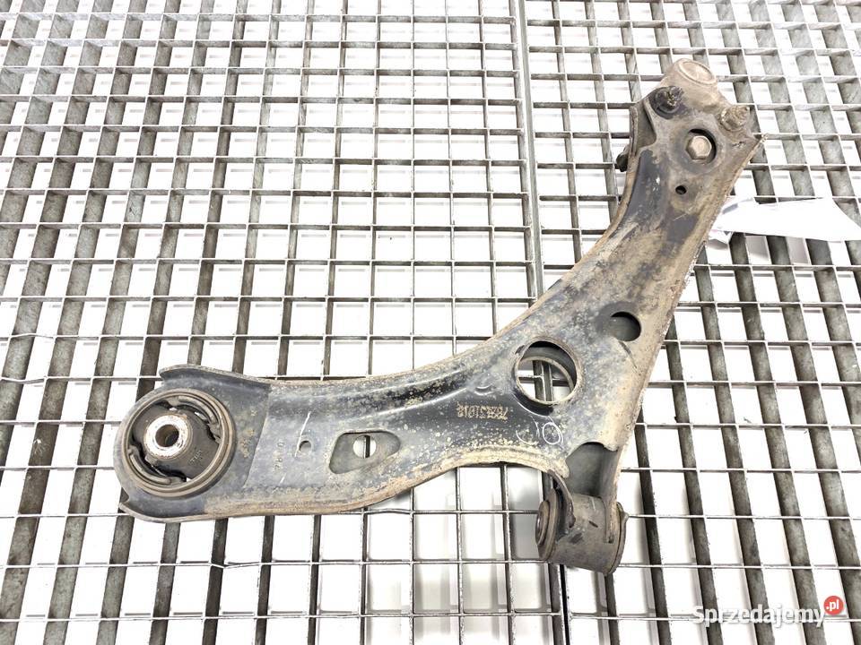 WAHACZ PRAWY PRZÓD HONDA HRV Crossover PRZEDNI