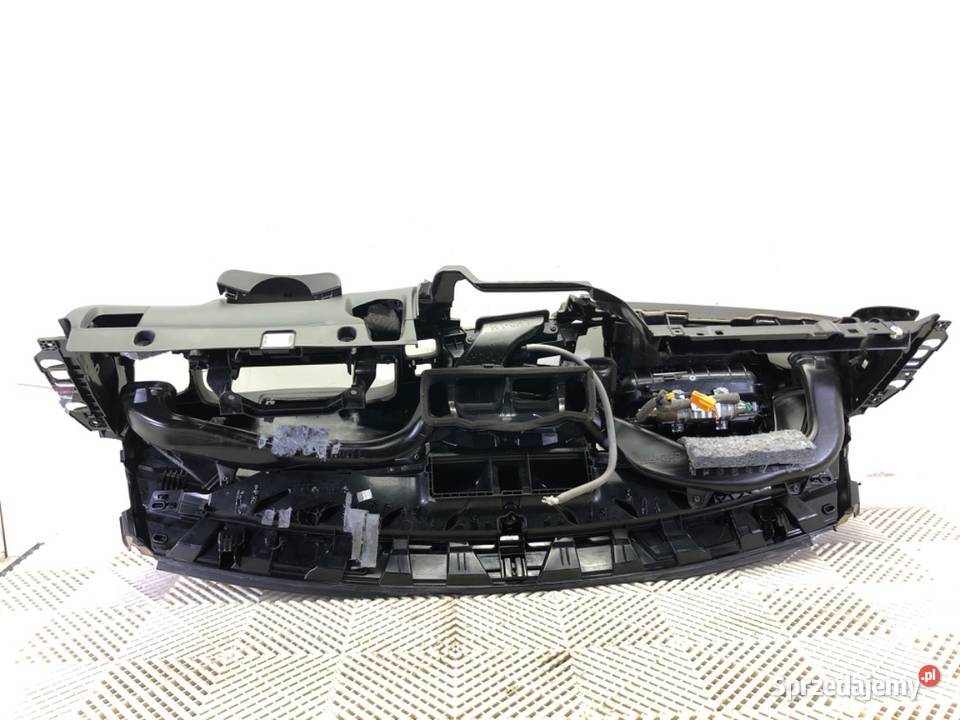 KOKPIT VOLVO V60 I Kombi 1018 KONSOLA DESKA