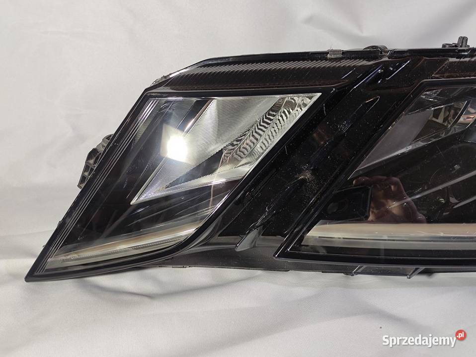 LAMPA LEWA PRZÓD OCTAVIA III LIFT 5E2941017F Lampy przednie