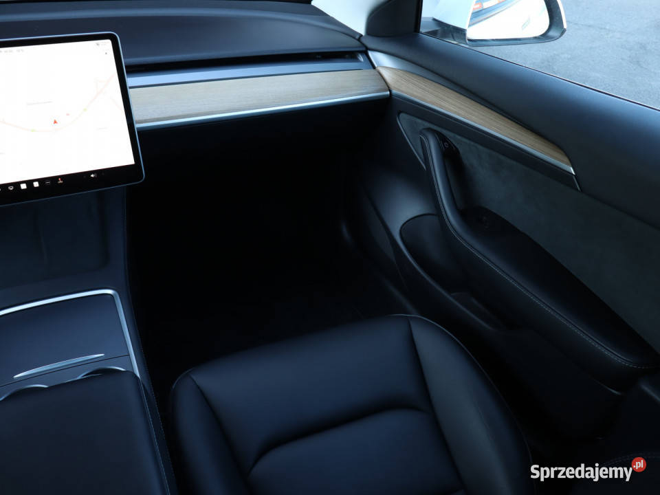 Tesla Model 3 Std Range Plus 55kWh Bielany Wrocławskie