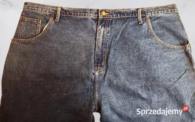 Nowe spodnie Jeans i używany tshirt puszystego Wola Rzędzińska