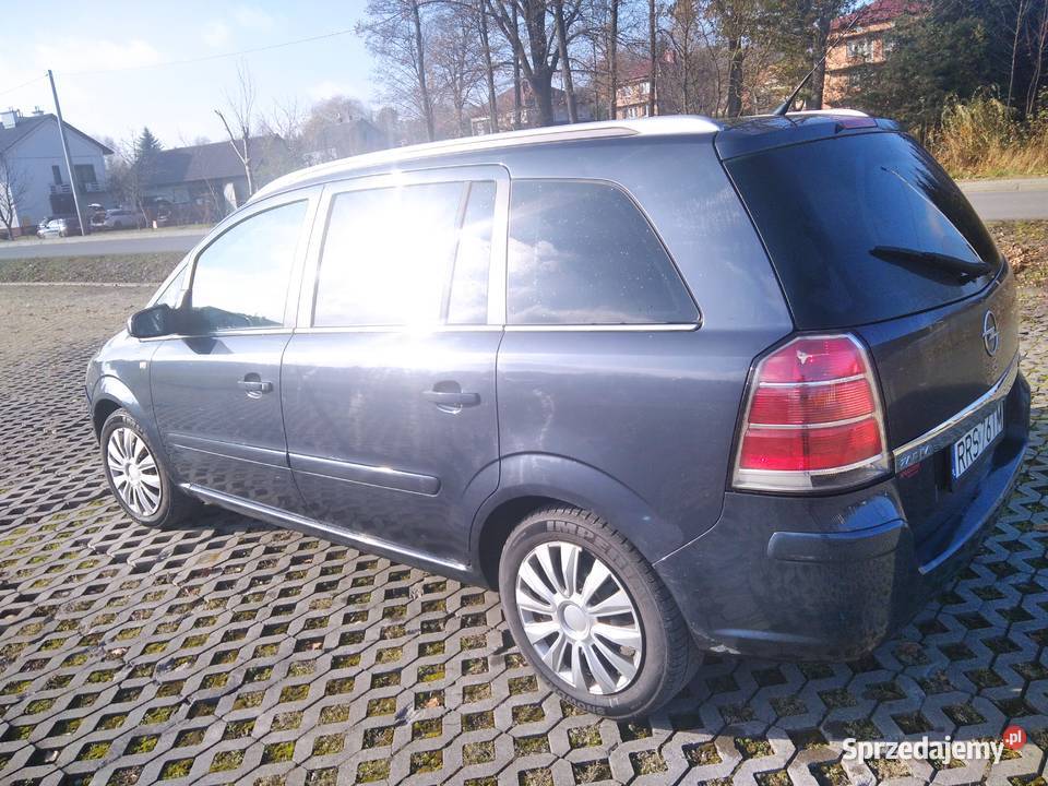 Opel zafira Rok produkcji 2006