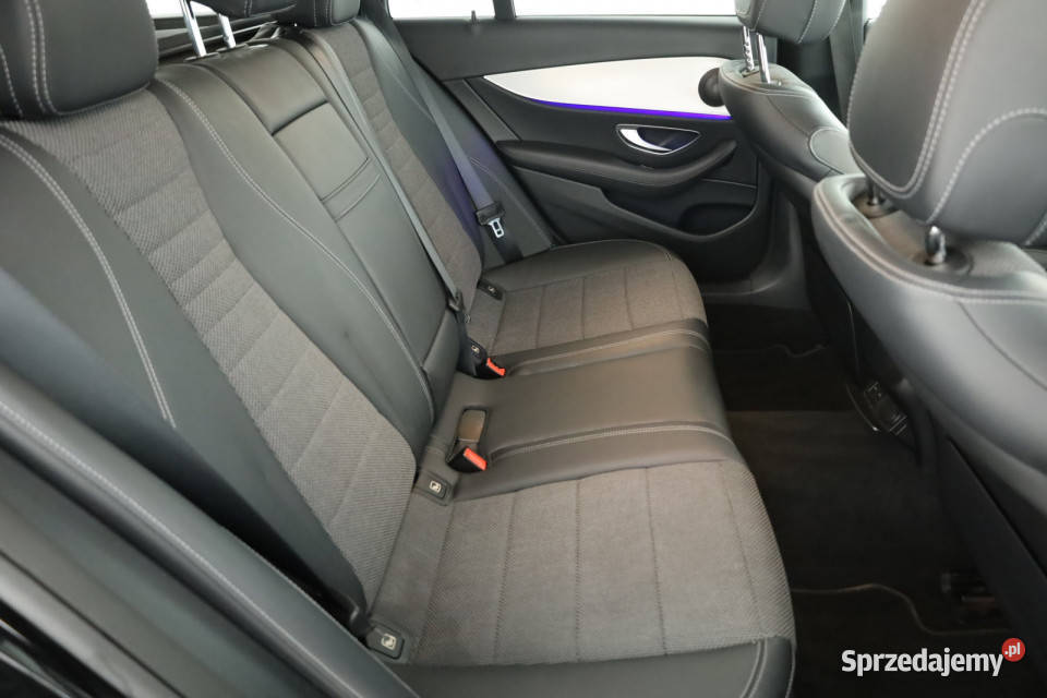 Mercedes E E 220 d 4MATIC podgrzewane fotele