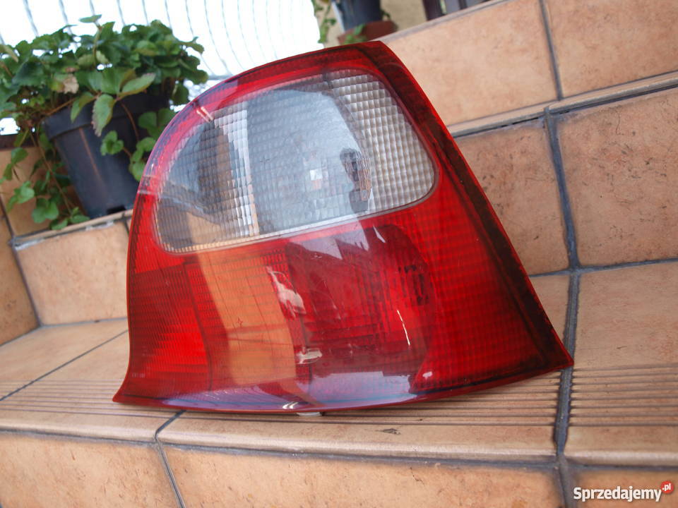 MG ZR lampa prawa tył 2001 2006r europa osobowe Kalisz sprzedam