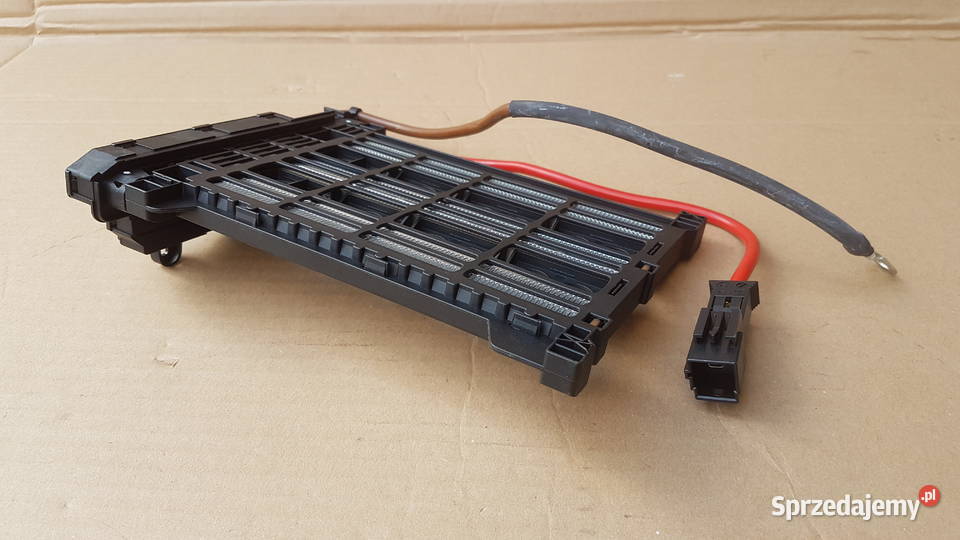 BMW 218d seria 2 F45 Active Tourer grzałka