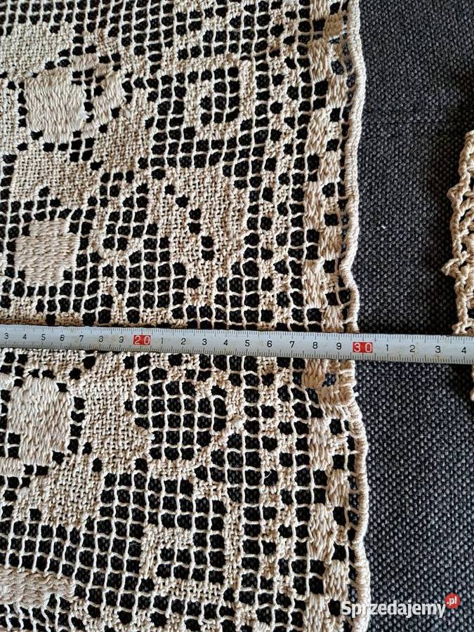 Dwie serwetki vintage ecru robione na szydełku Serwety i serwetki łódzkie Łódź