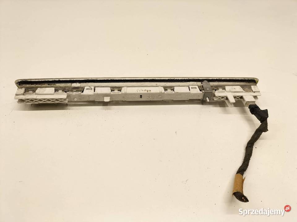 ŚWIATŁO STOP HB SZARE GTS 13157774AB Opel Vectra