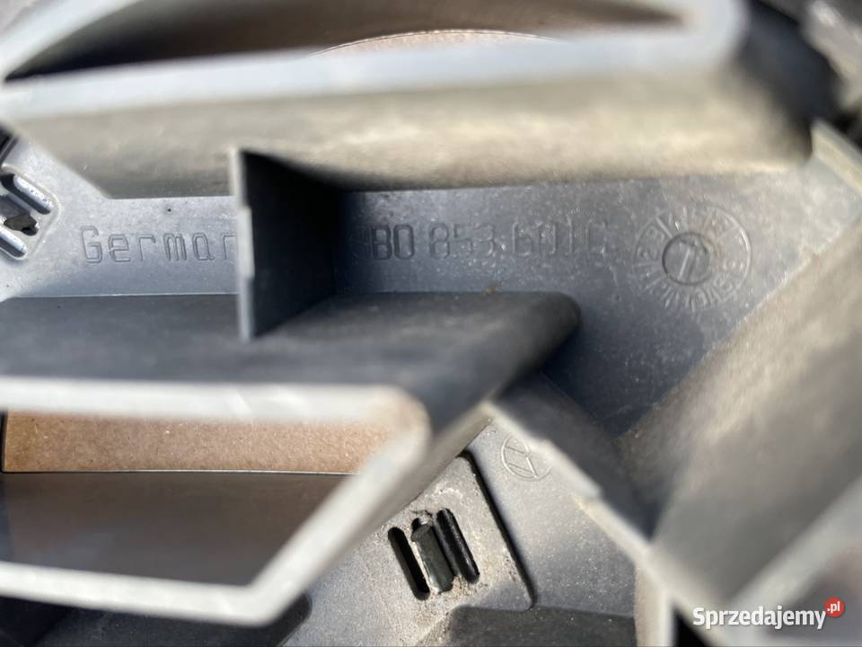 3B0853651 Grill atrapa chłodnicy emblemat Szczecin sprzedam