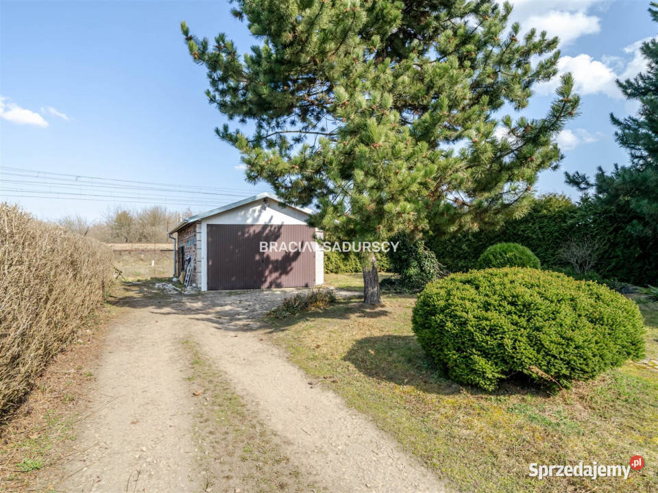 Dom wolnostojący 3147m2 Kraków Młodzieży małopolskie