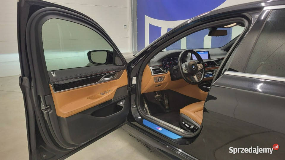 BMW 730 d xDrive mHEV sportaut G702022 aluminiowe felgi Grójec