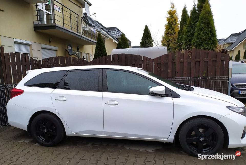 AURIS 2014R KOMBI salon ogłprywatne 197500km sprzedam