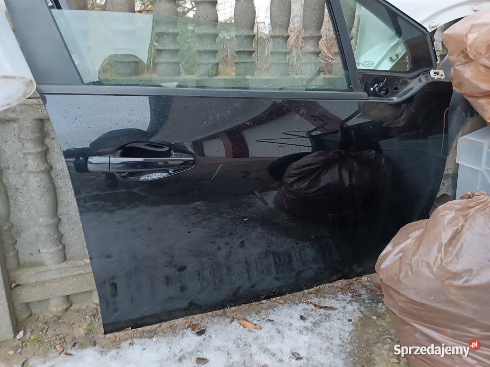 Drzwi lewe przednie Peugeot 208 KTV 2013 wielkopolskie