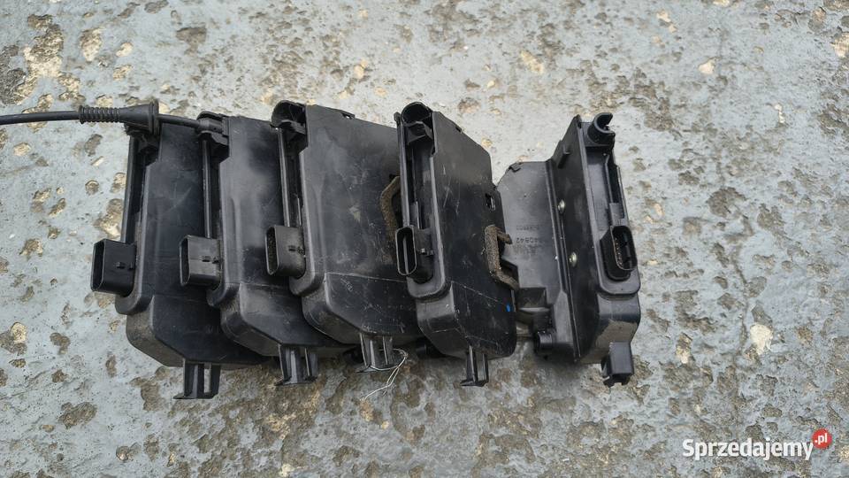 Zamek Drzwi lewy SCANIA 2265353 sprzedam