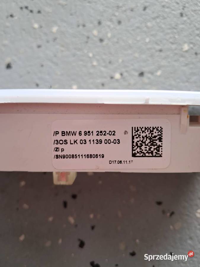 Lampka oświetlenia podsufitki BMW X1 E84 osobowe Kluczbork