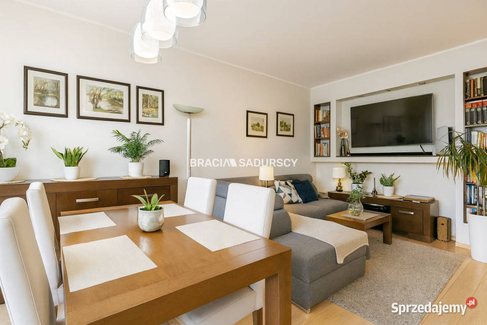 Sprzedam mieszkanie 774m2 3 pokojowe Kraków os