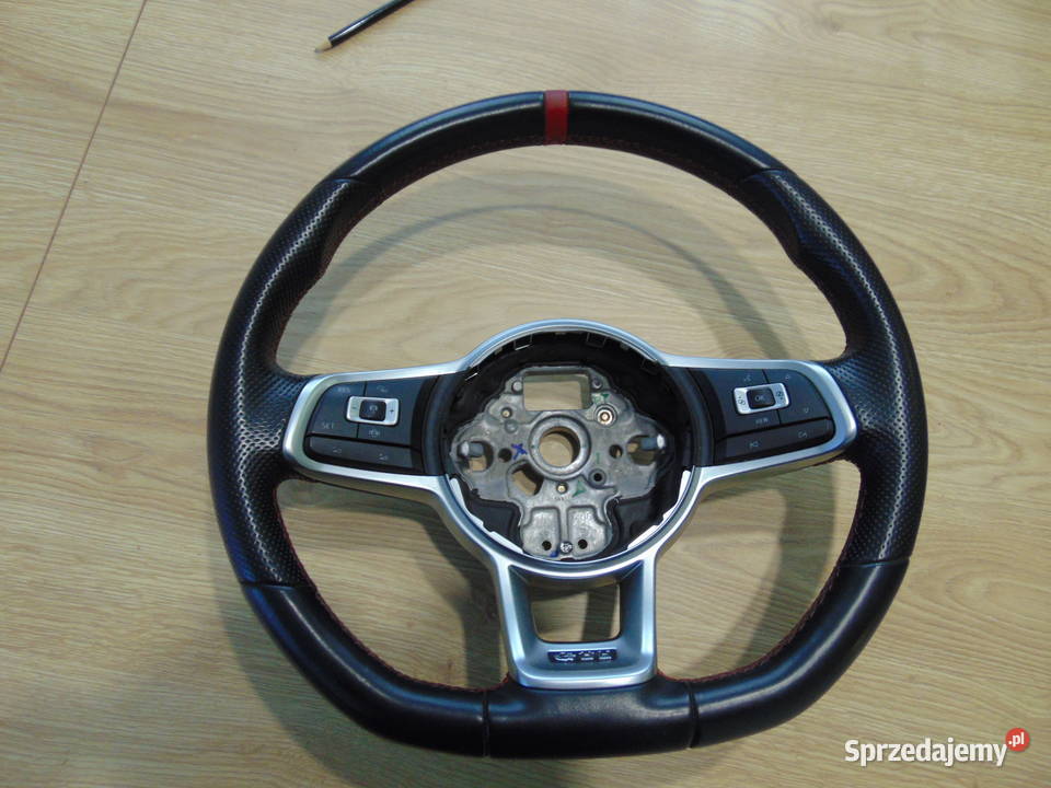 kierownica golf VII lift GTI TCR czerowny pasek