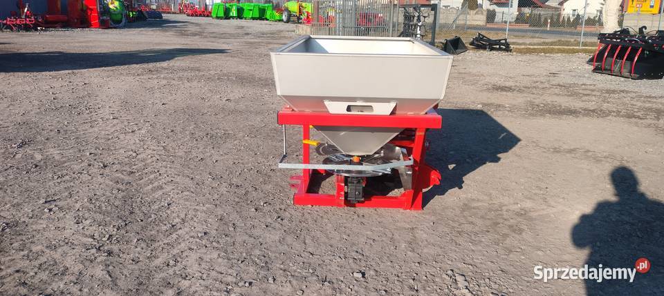 Rozsiewacz Nawozów Taśmowy Kwasówka Ocynk 600l Rypin