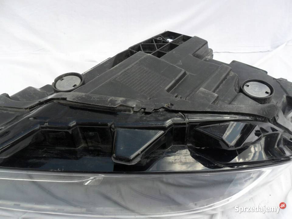 Volvo S60 V60 reflektor prawy przedni lampa osobowe wielkopolskie