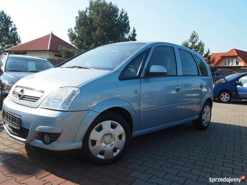 Opel Meriva niebieski Morzyczyn