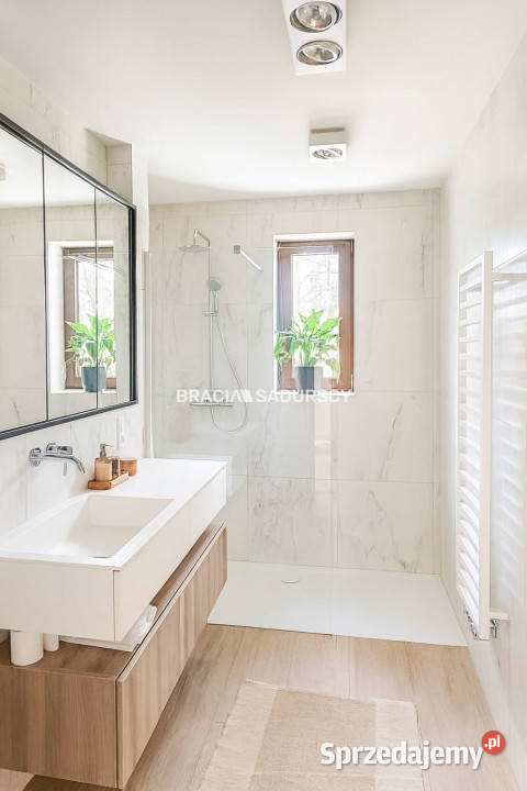 Dom wolnostojący Rzeszotary 215m