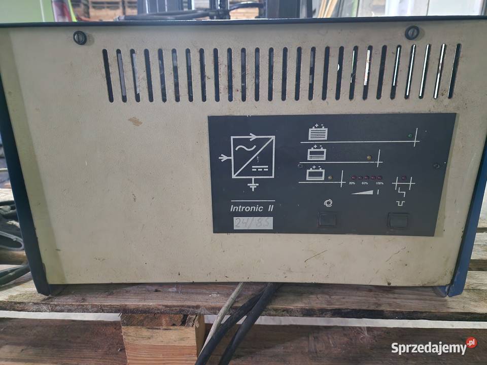 Ładowarka do wózka paletowego widłowego Lubania