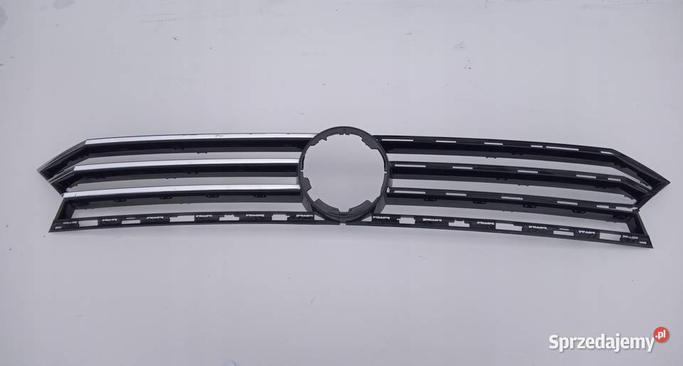 GRILL ATRAPA CHŁODNICY VOLKSWAGEN PASSAT B8 Karoseria Nowy Tomyśl