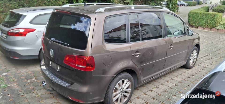 Ładny Volkswagen Touran II generacja 2012 hak Krośniewice