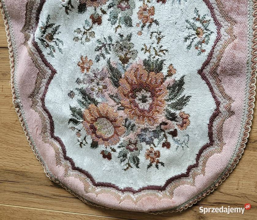 Stare dwie gobelinowe serwety ręcznie wyszywane Rękodzieło