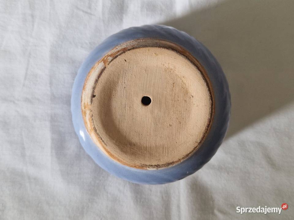 Błękitna ceramiczna doniczka ozdobnie żłobiona Warszawa