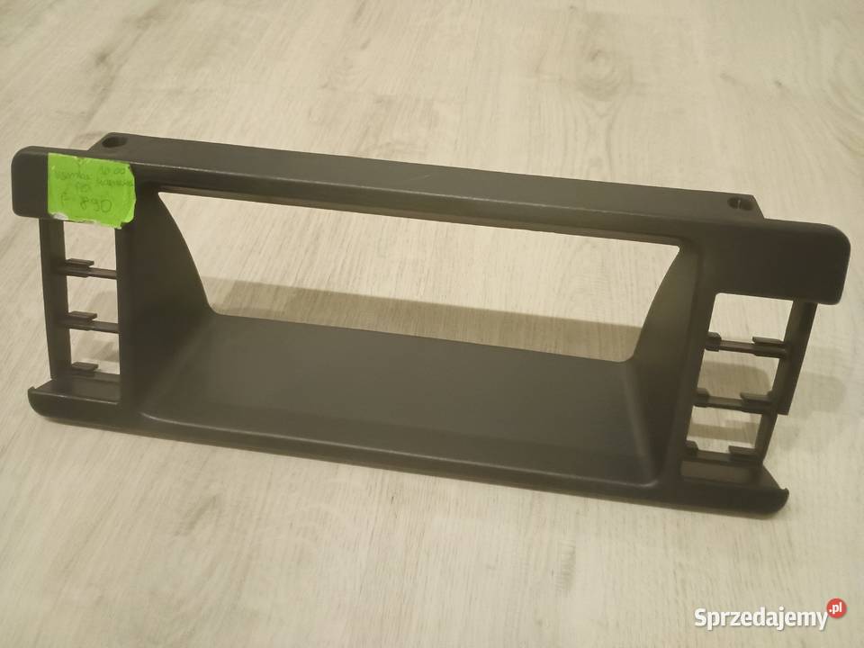 Ramka Licznika Fiat 126p licznik NOWY Fiat 126p Nysa