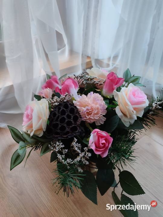 Kompozycja kwiatowa na grób kompozycja na